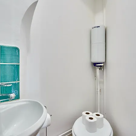Charming 1 Bedroom Le Marais By Studio Prestige Parijs