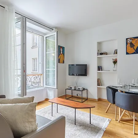 Charming 1 Bedroom Le Marais By Studio Prestige * Parijs