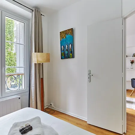 Charming 1 Bedroom Le Marais By Studio Prestige Appartement Parijs